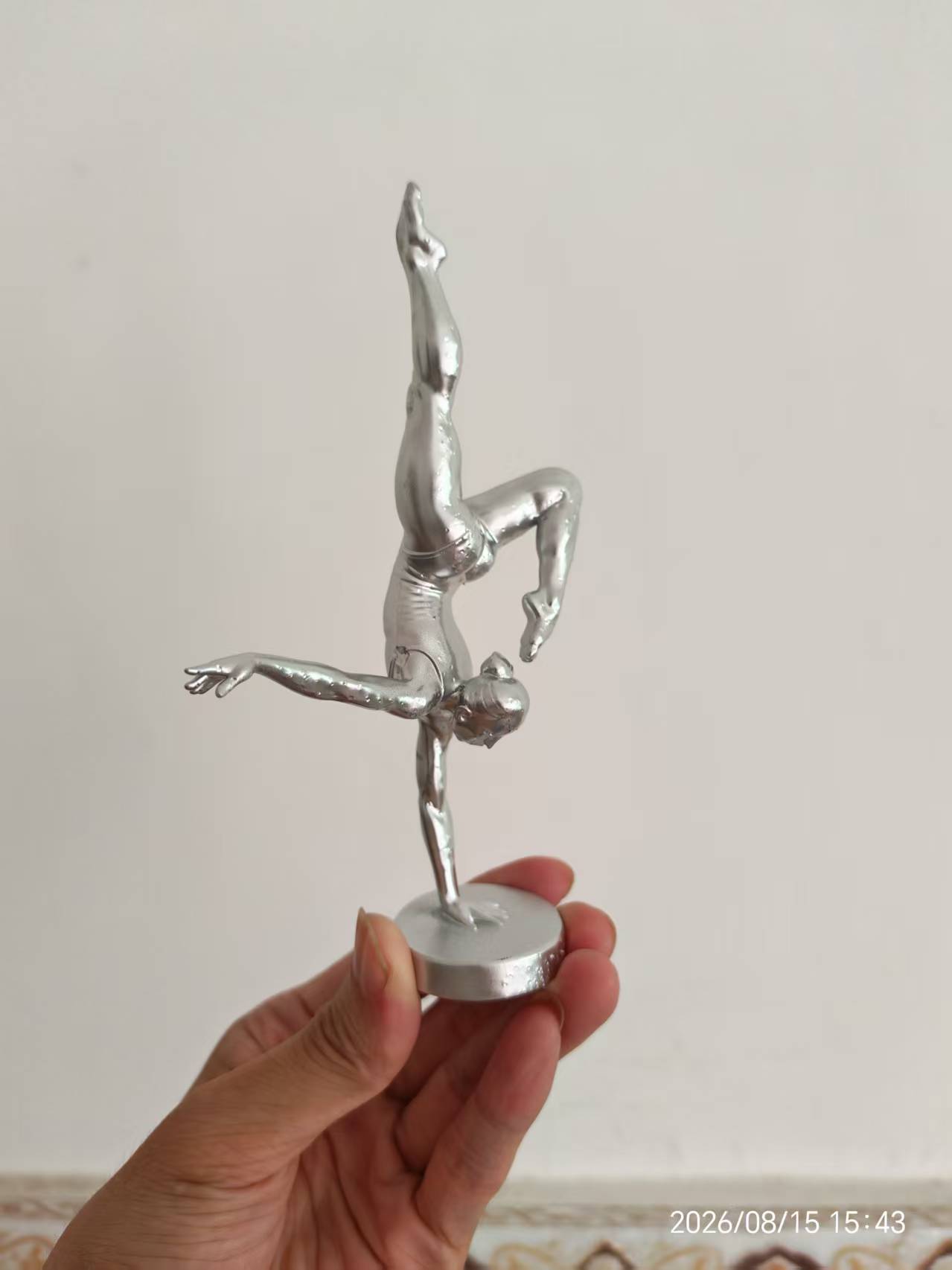 3D Printing Nyc - تمثال راقصة باليه متوازنة بيد واحدة